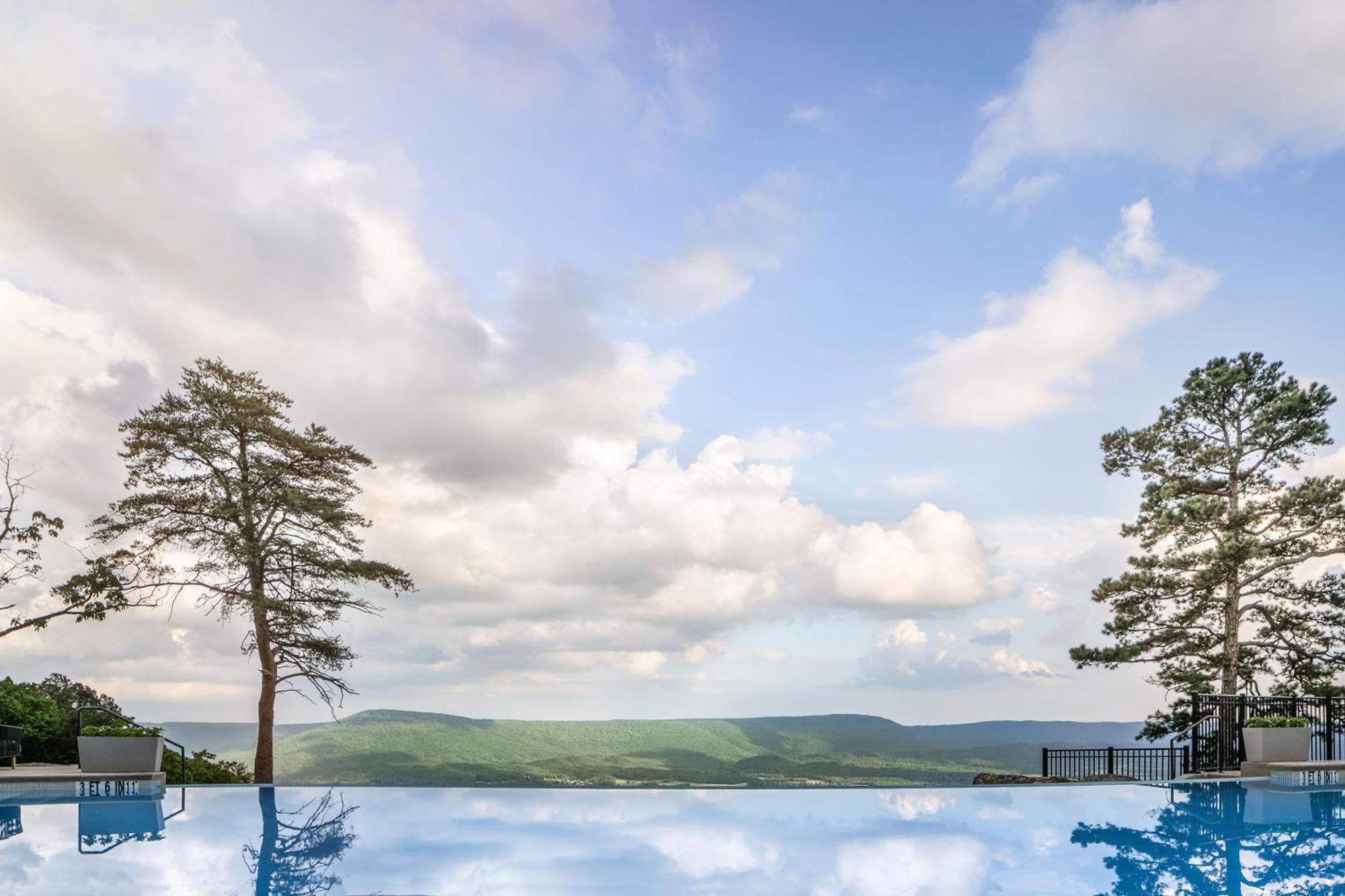 Cloudland At Mclemore Resort Lookout Mountain, Curio By Hilton Rising Fawn Exterior photo